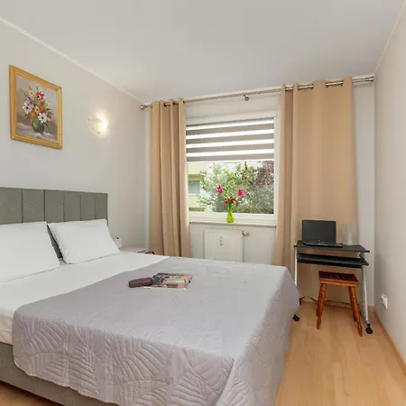 Przytulny Apartament Z Balkonem By Renters Apartment *